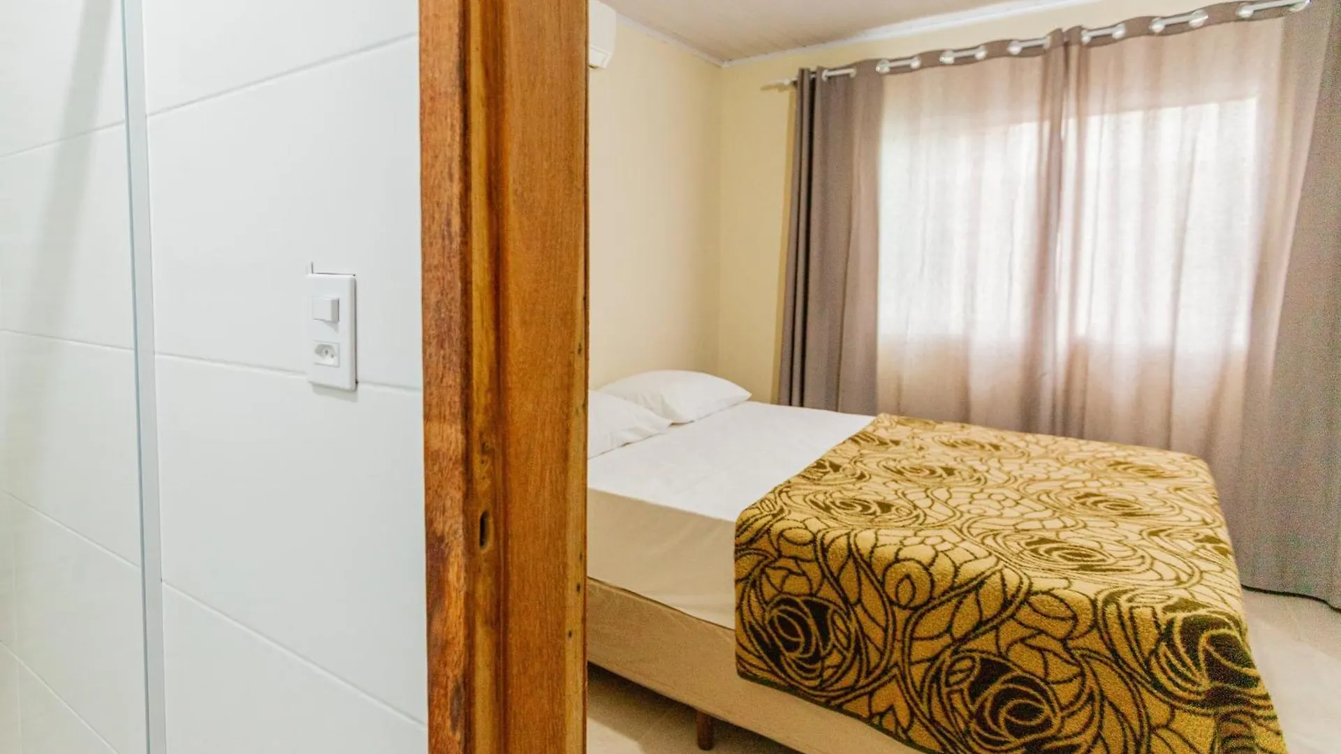 Casa Para Ate 10 Pessoas Com Churrasqueira Qf1846 Picarras