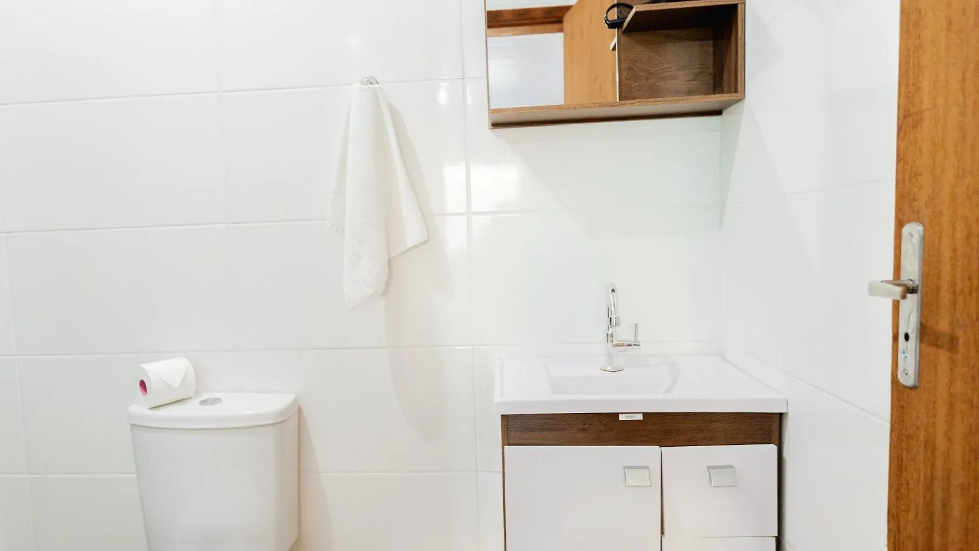 Casa Para Ate 10 Pessoas Com Churrasqueira Qf1846 Piçarras